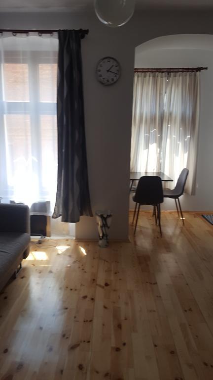 Apt Nr 1 - Cogito.Home- Starowka Z 9 Okien Stary Toruń Dış mekan fotoğraf